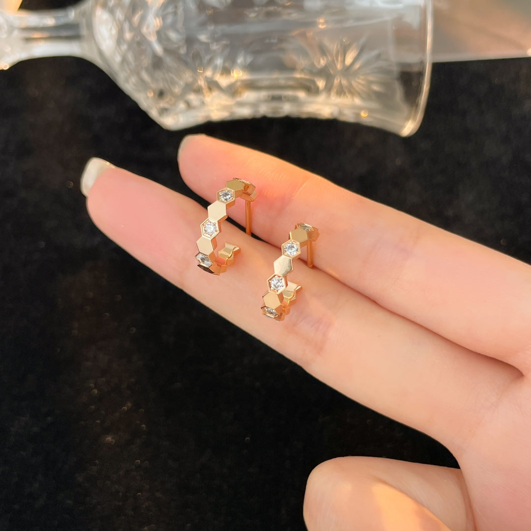 [MIRA]BEE LOVE DIAMOND HOOP EARRINGS