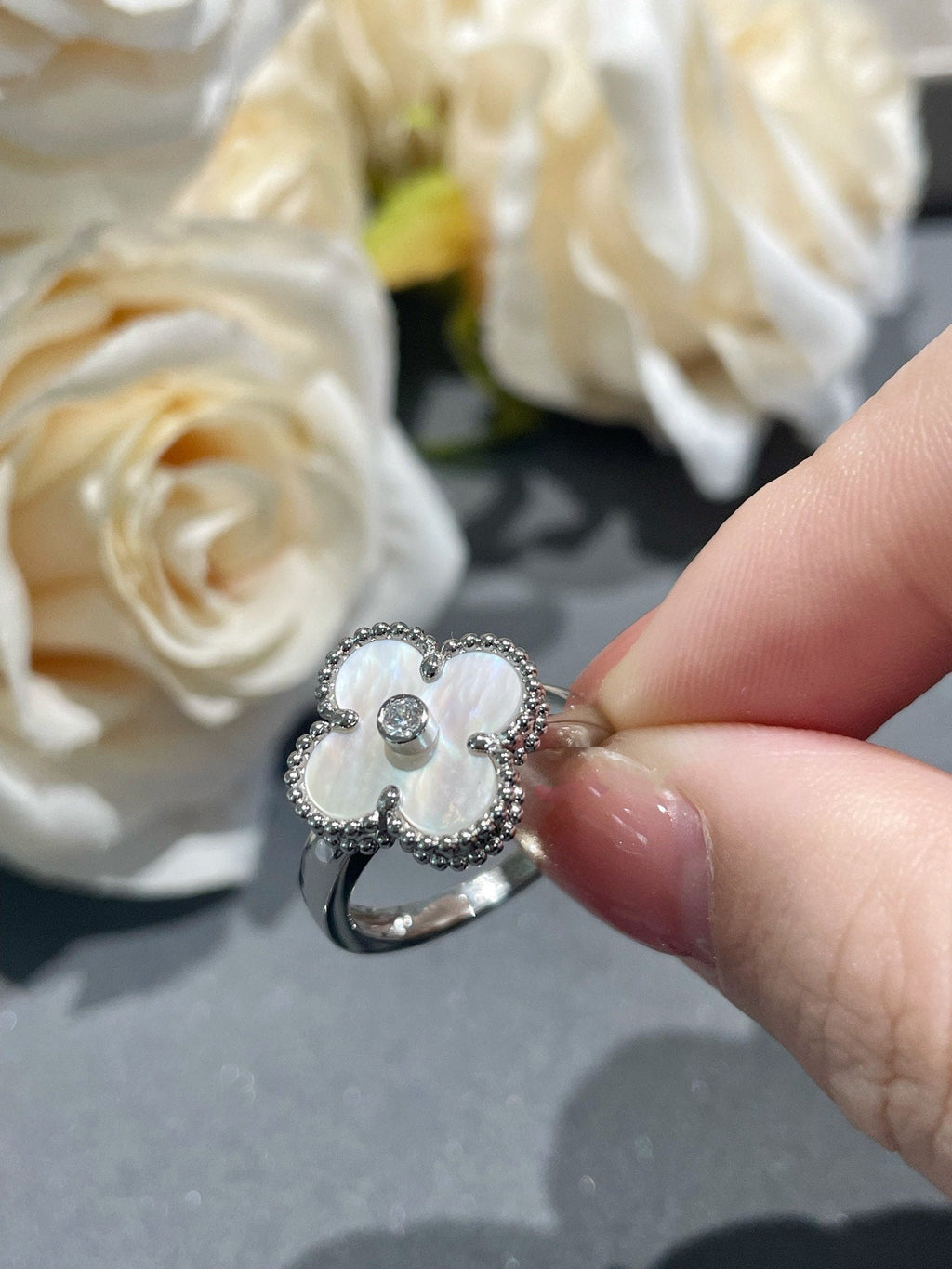 [MIRA]CLOVER SILVER MOP DIAMOND RING