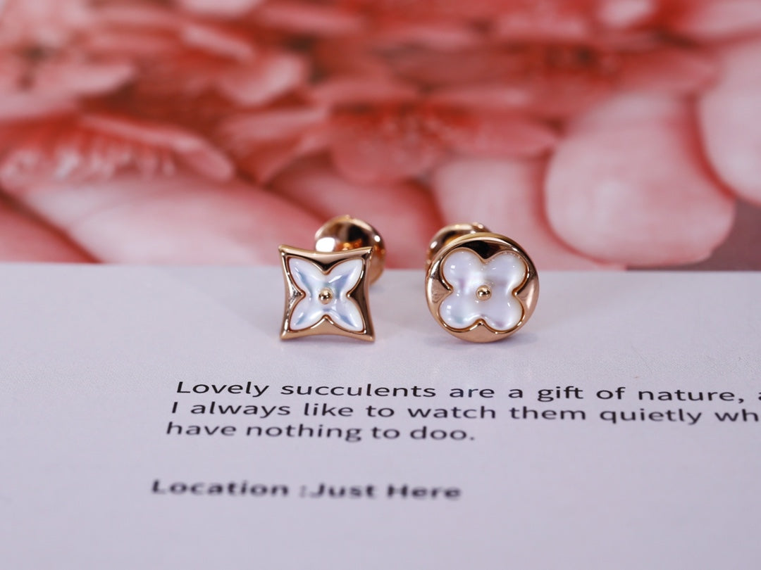 [MIRA]STAR AND SUN PINK GOLD MOP STUD EARRINGS