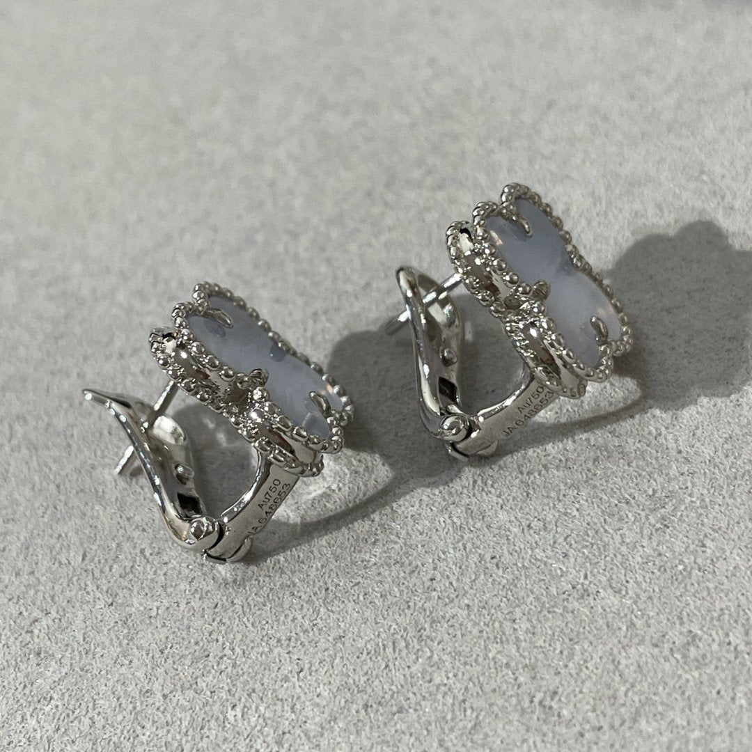 [MIRA]CLOVER CHALCEDONY SILVER STUD EARRINGS