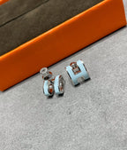 [MIRA]POP H SKY BLUE STUD EARRINGS