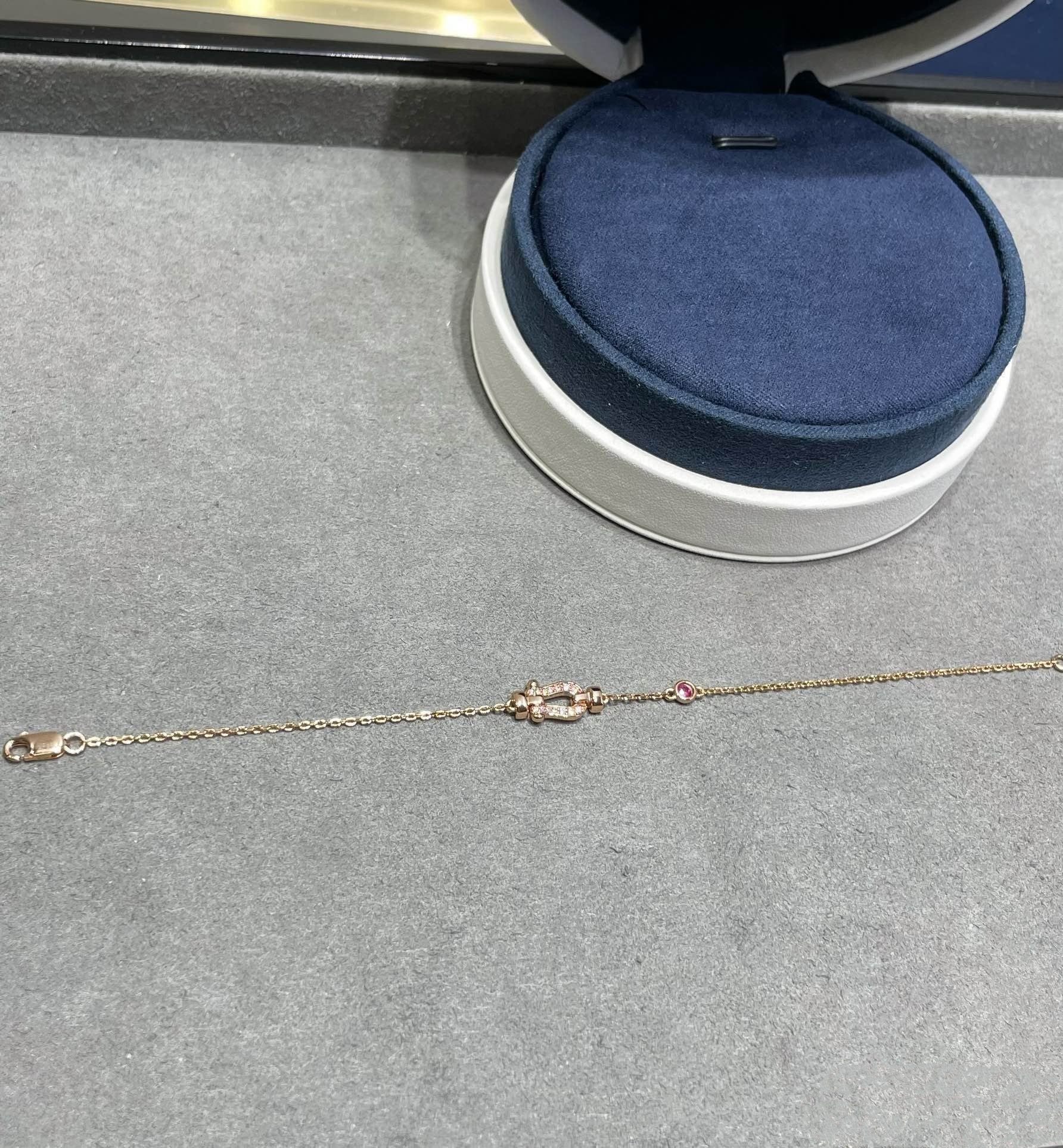 [MIRA]FORCE 10 DIAMOND CHAIN LINK PINK GOLD BRACELET