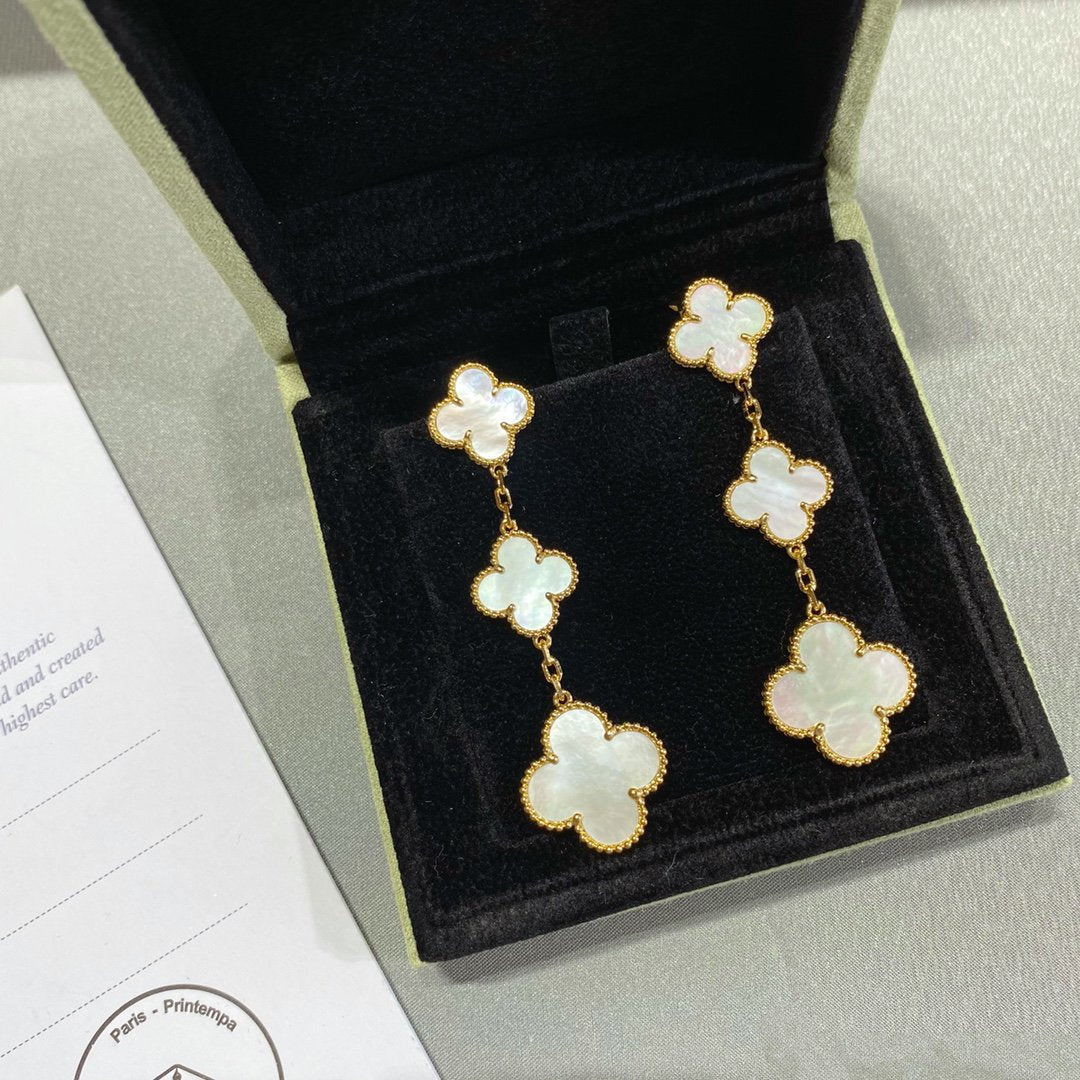 [MIRA]CLOVER MOP 3 MOTIFS GOLD EARRINGS
