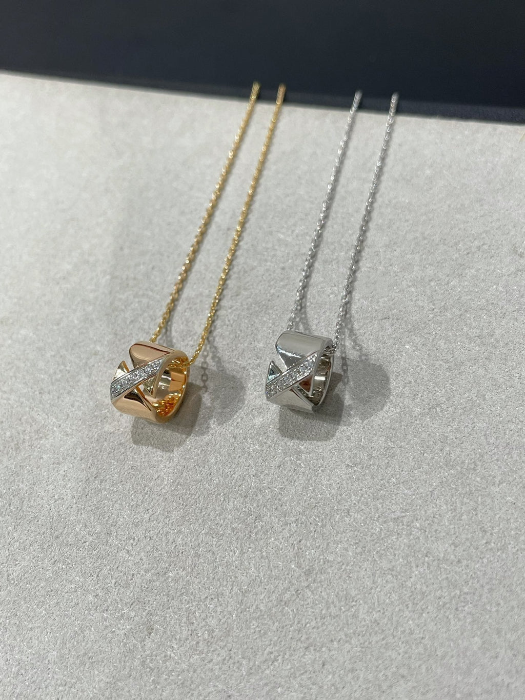 [MIRA]LIENS EVIDENCE DIAMOND NECKLACE