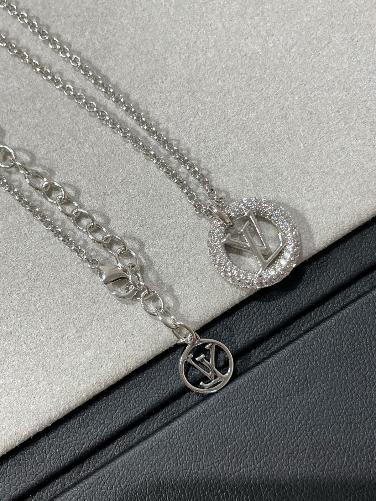 [MIRA]BY NIGHT DIAMOND PAVED NECKLACE