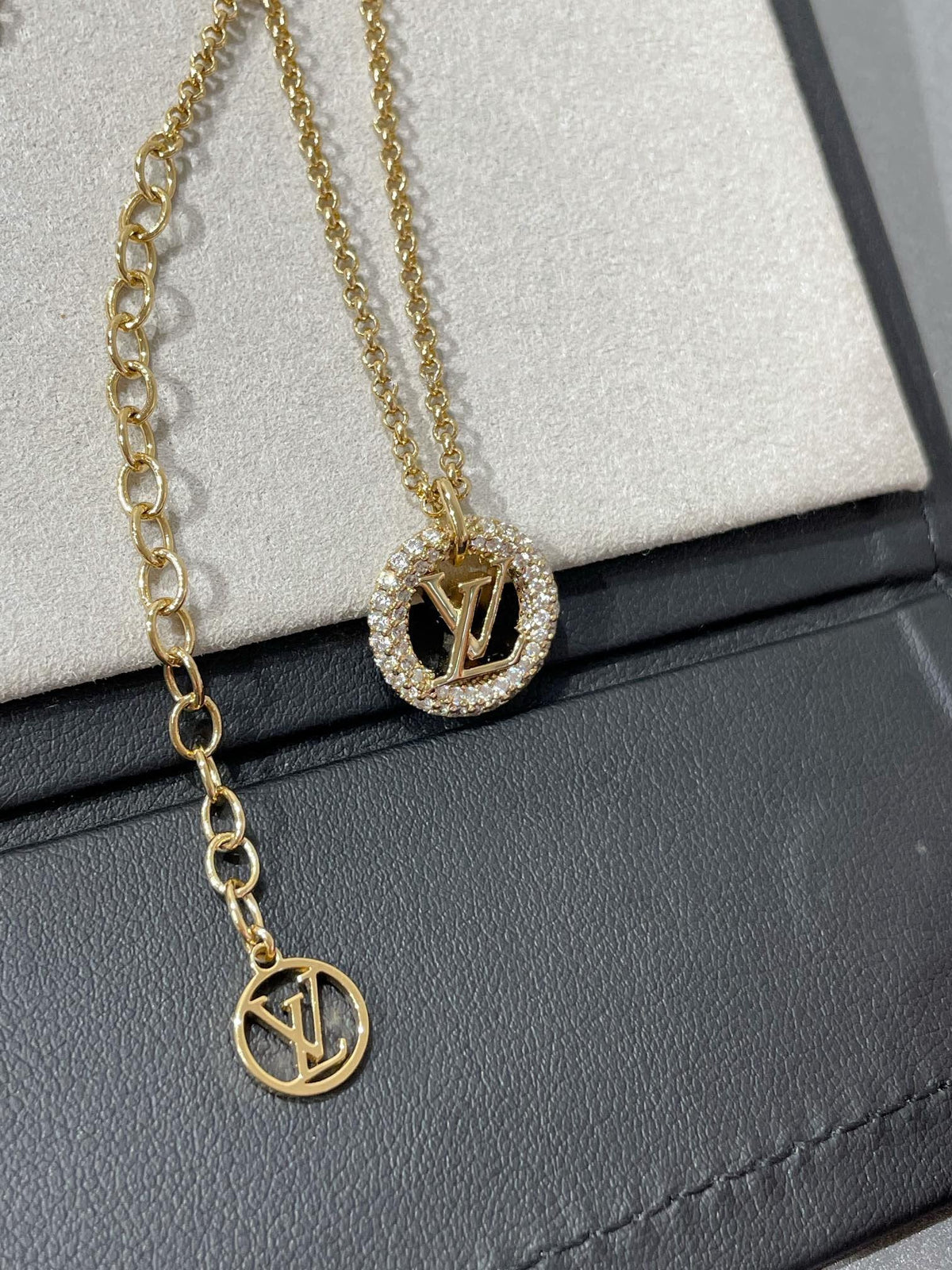 [MIRA]BY NIGHT DIAMOND PAVED NECKLACE