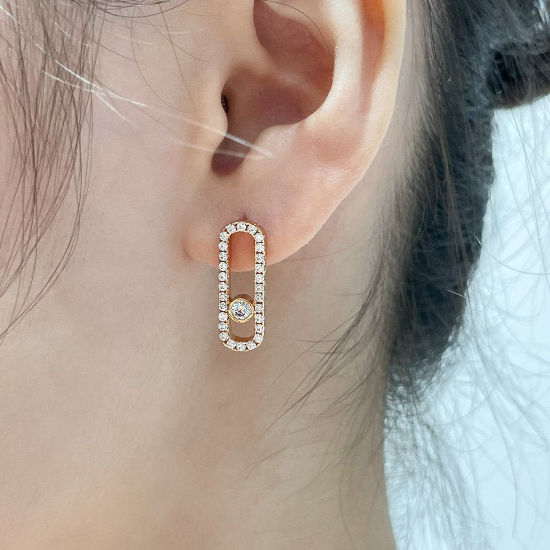 [MIRA]MOVE UNO STUD DIAMOND PAVED EARRINGS