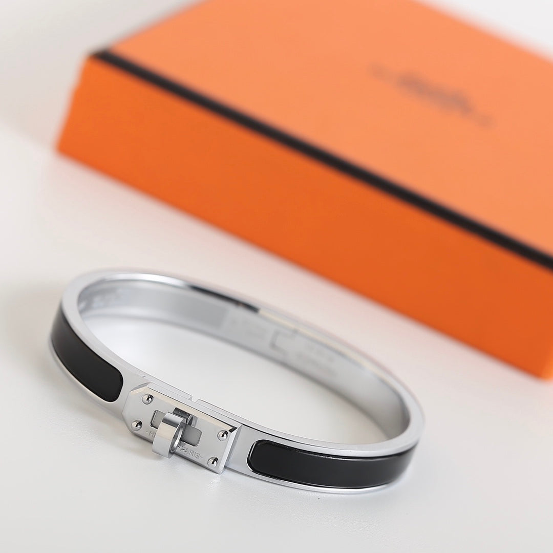 [MIRA]HM KELLY BLACK BRACELET