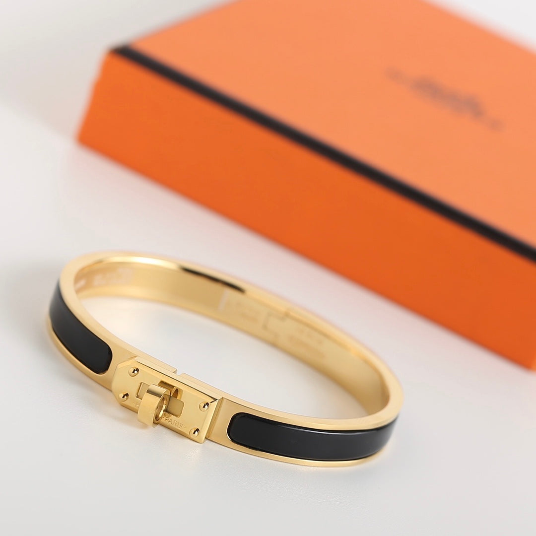 [MIRA]HM KELLY BLACK BRACELET
