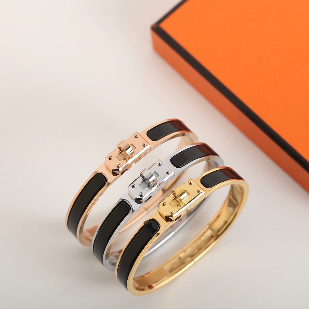 [MIRA]HM KELLY BLACK BRACELET