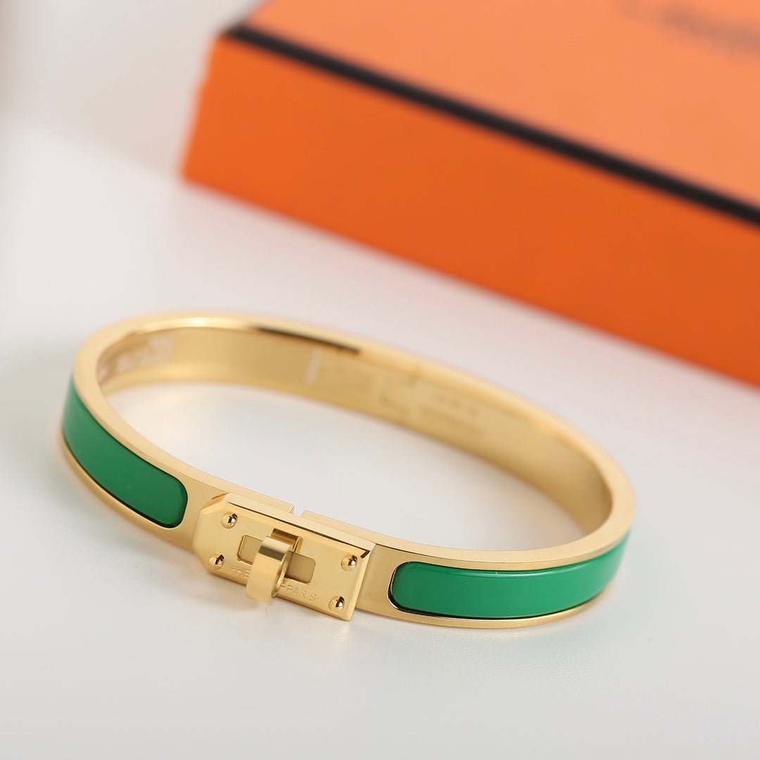 [MIRA]HM KELLY GREEN BRACELET