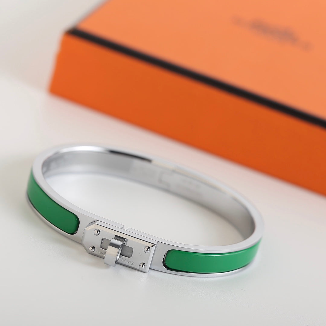 [MIRA]HM KELLY GREEN BRACELET