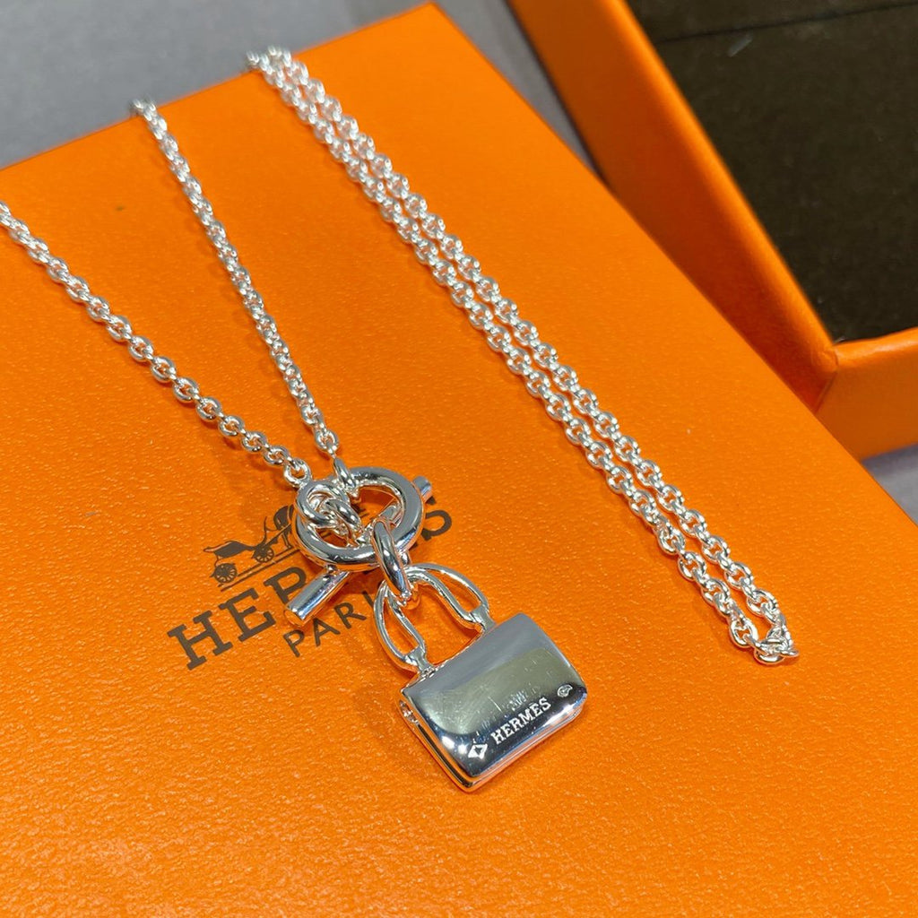 [MIRA]CONSTANCE PEDANT SILVER NECKLACE