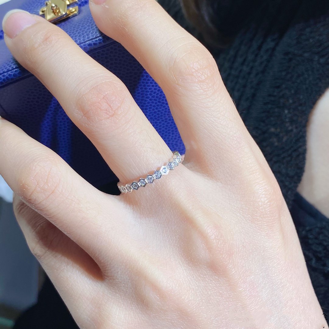 [MIRA]BEE LOVE DIAMOND PAVED SMALL RING