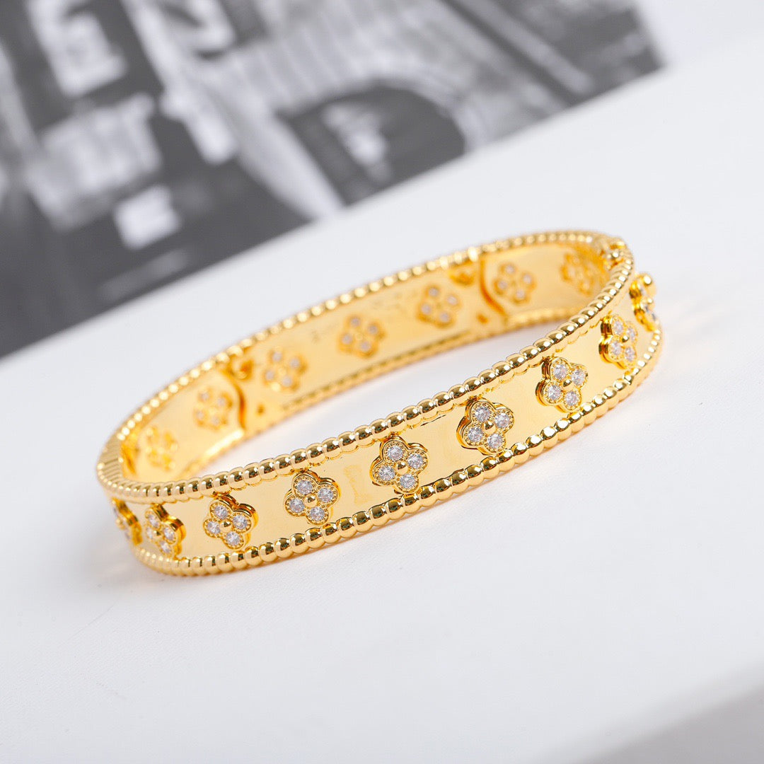 [MIRA]CLOVER BRACELET 8MM DIAMONDS