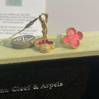 [MIRA] NEW CLOVER 15MM PINK ENAMEL STUD EARRINGS
