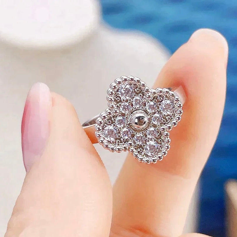 [MIRA]CLOVER DIAMOND RING