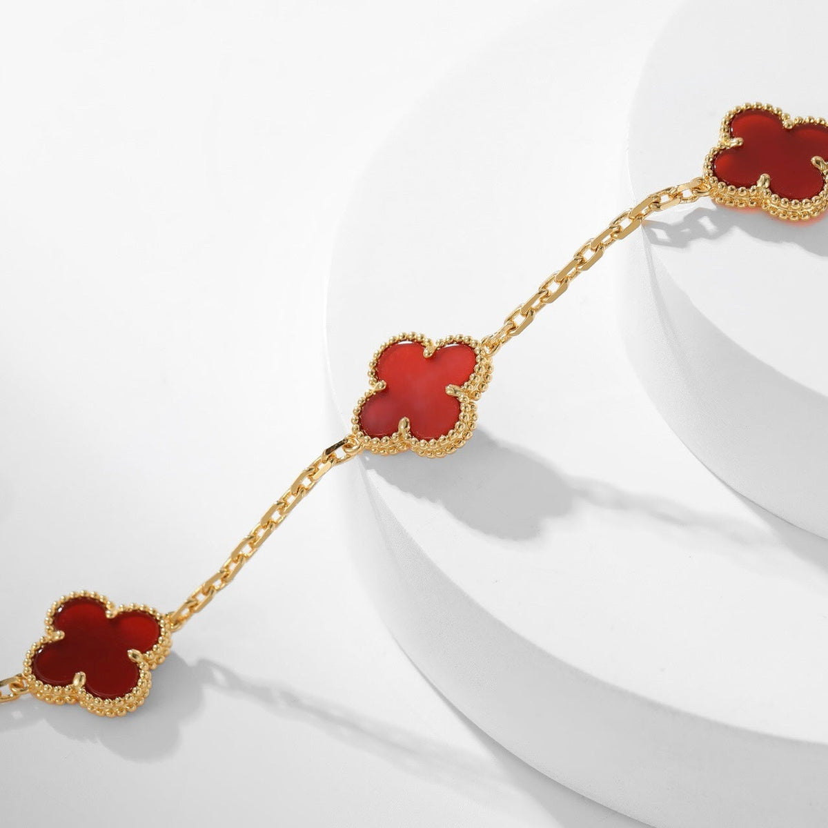 [MIRA]CLOVER 10 MOTIFS CARNELIAN NECKLACE