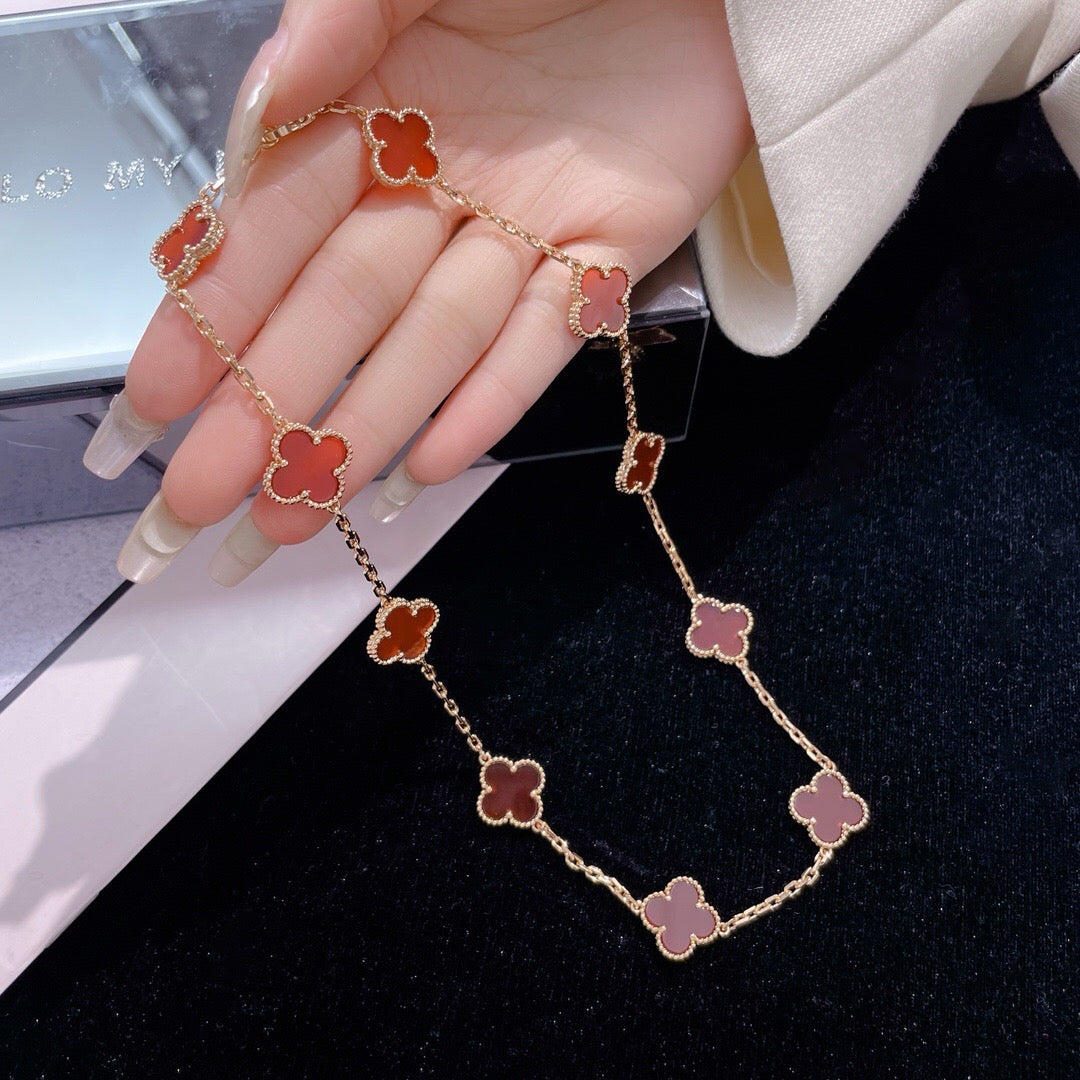 [MIRA]CLOVER 10 MOTIFS CARNELIAN NECKLACE