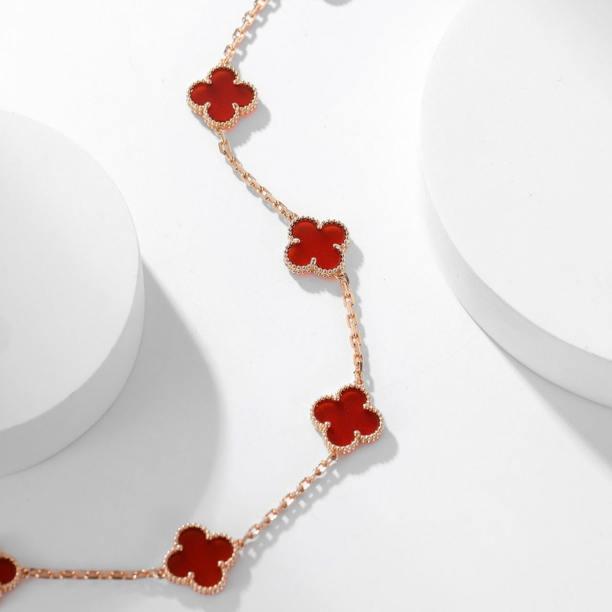 [MIRA]CLOVER 10 MOTIFS CARNELIAN NECKLACE