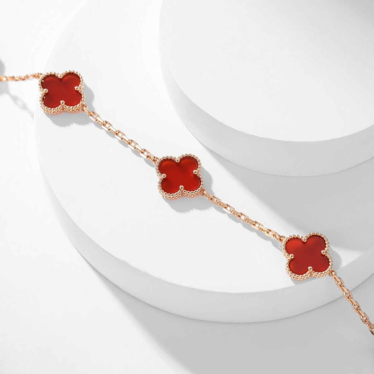 [MIRA]CLOVER 10 MOTIFS CARNELIAN NECKLACE