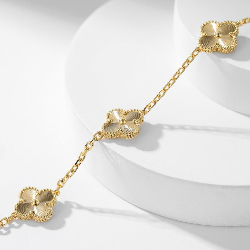 [MIRA]CLOVER 10 MOTIFS LASER NECKLACE