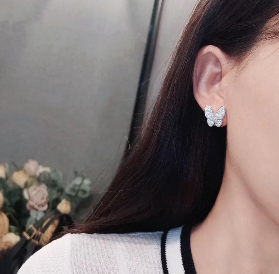 [MIRA]BUTTERFLY ALL DIAMOND EARRINGS