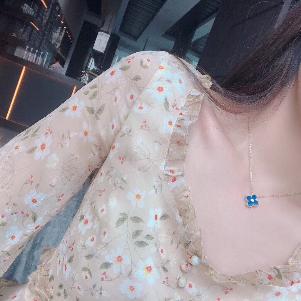 [MIRA]CLOVER 15MM DIAMOND AND BLUE AGATE NECKLACE