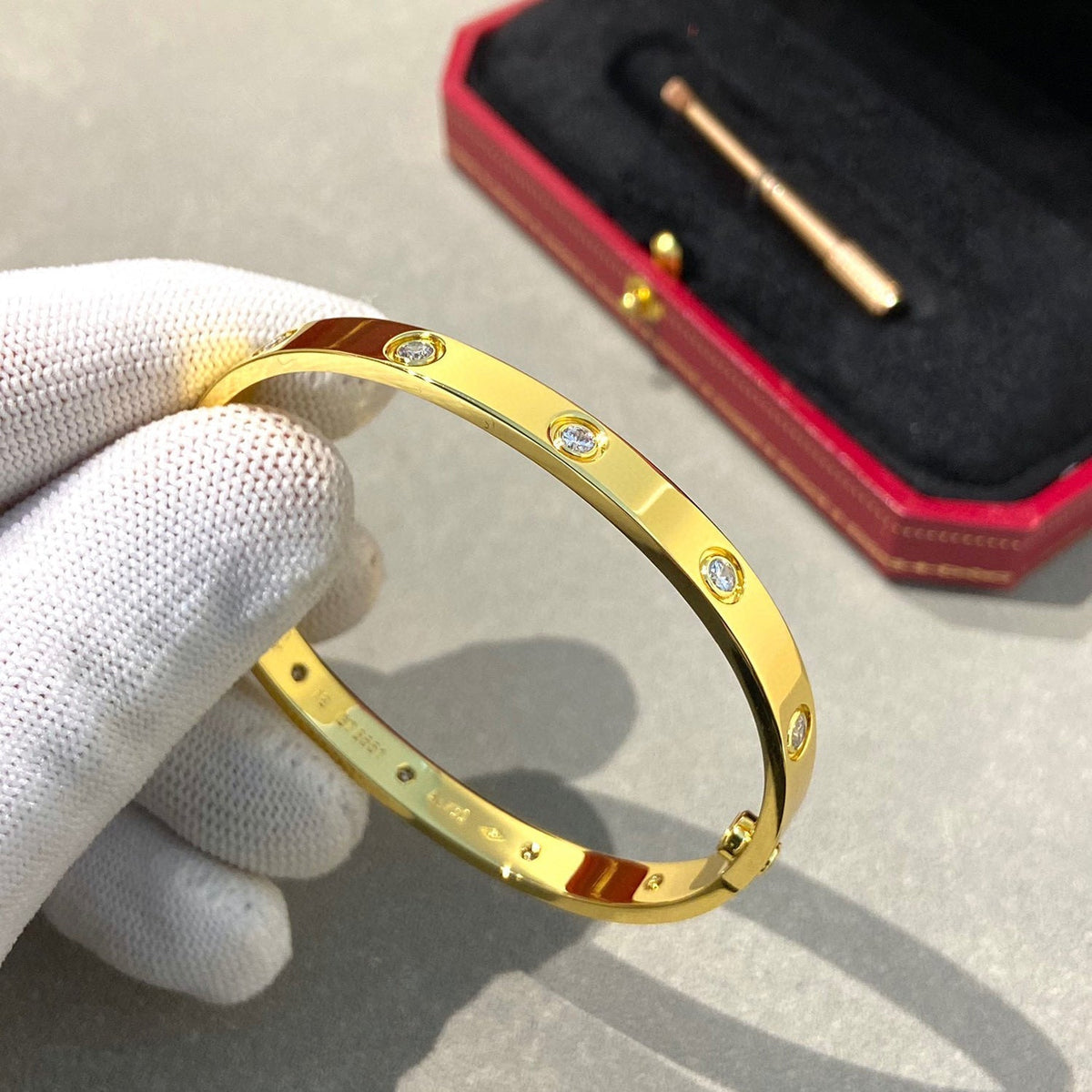 [MIRA]LOVE BRACELET 6.1MM 10 DIAMONDS