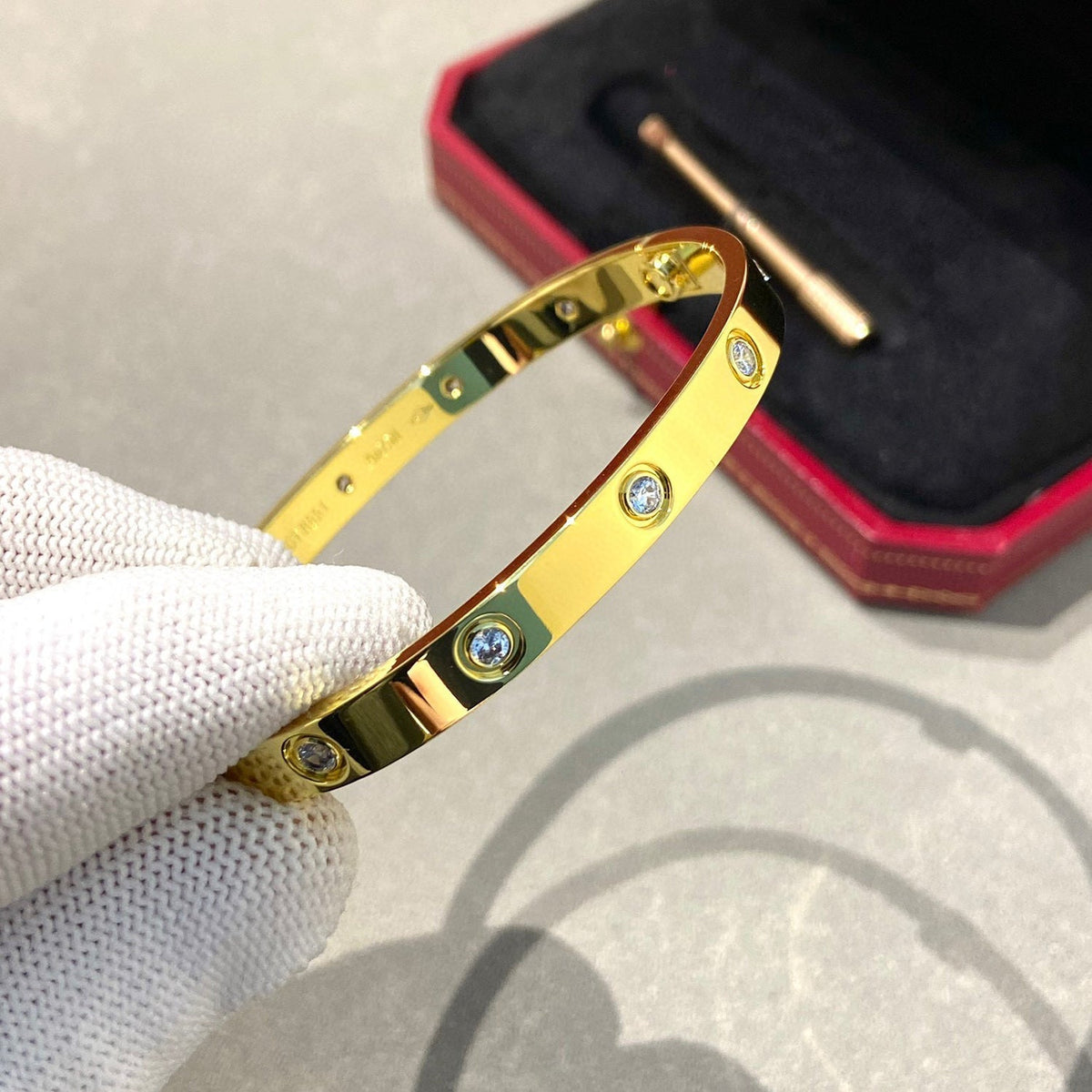 [MIRA]LOVE BRACELET 6.1MM 10 DIAMONDS