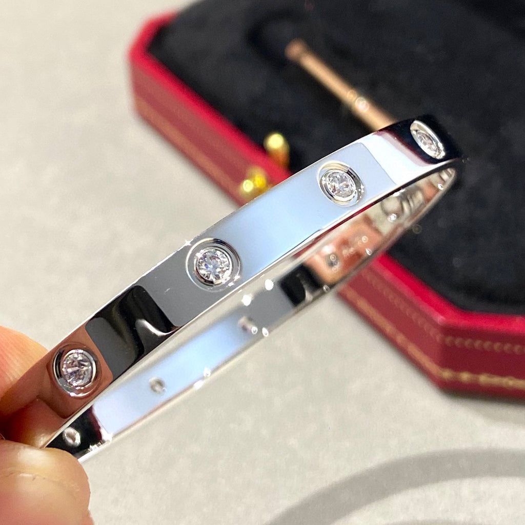 [MIRA]LOVE BRACELET 6.1MM 10 DIAMONDS