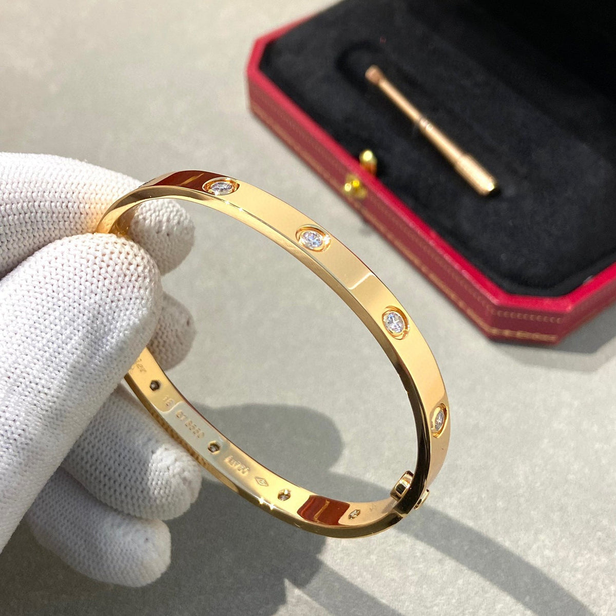 [MIRA]LOVE BRACELET 6.1MM 10 DIAMONDS
