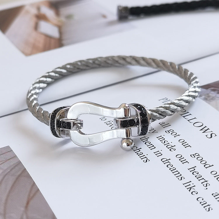 [MIRA]FORCE LARGE HORSESHOE BLACK DIAMOND BRACELET SILVER
