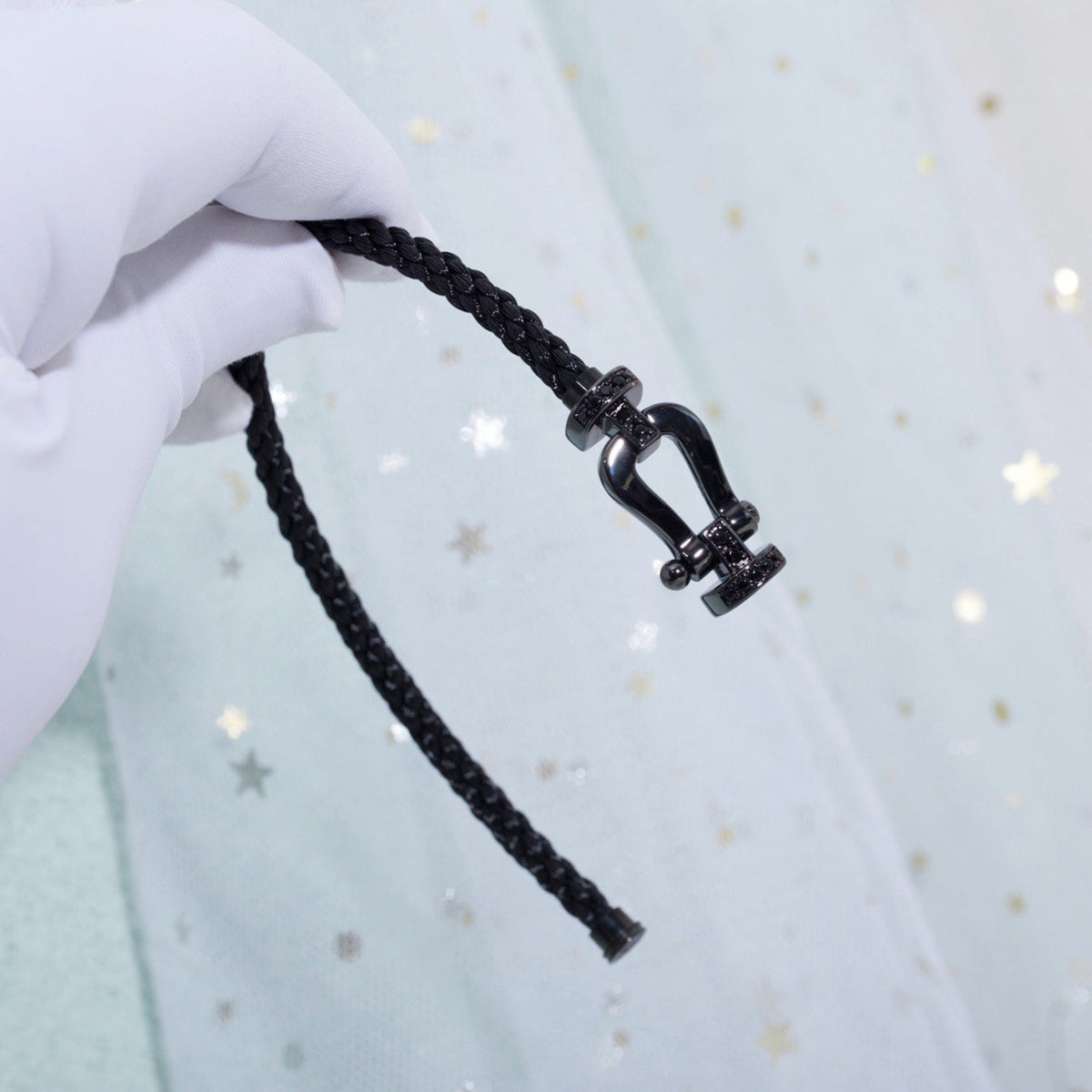 [MIRA]FORCE LARGE SERIES HORSESHOE BLACK SAMURAI BRACELET