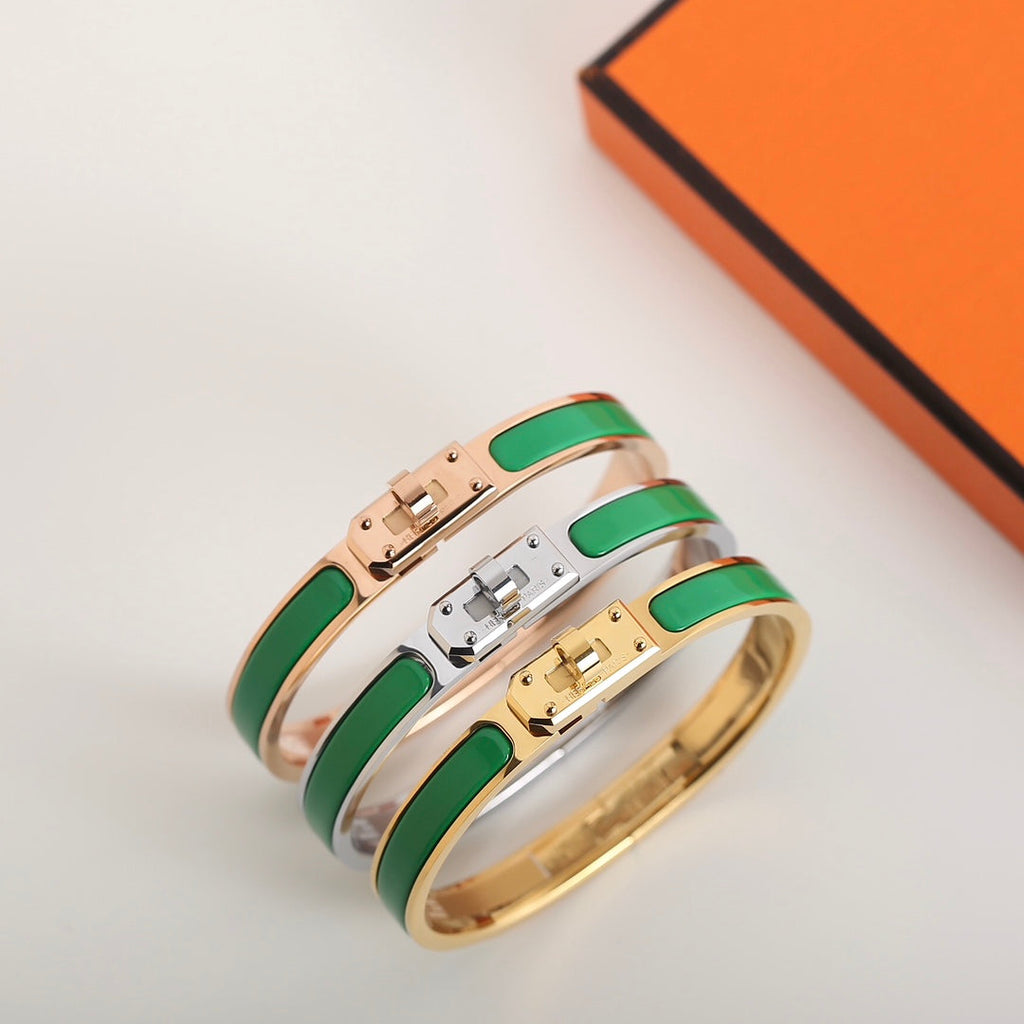 [MIRA]HM KELLY GREEN BRACELET