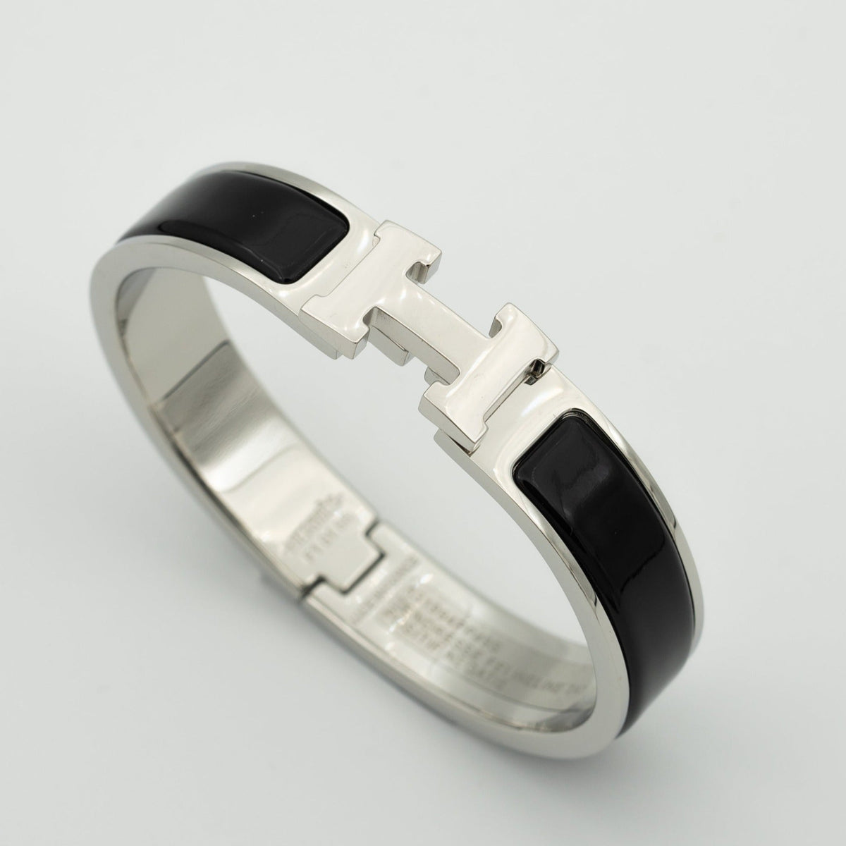 [MIRA]H BLACK BRACELET
