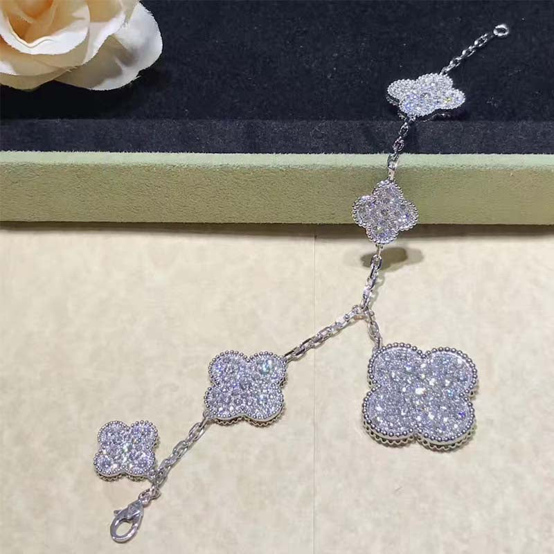 [MIRA]CLOVER 6 MOTIFS SILVER DIAMOND BRACELET