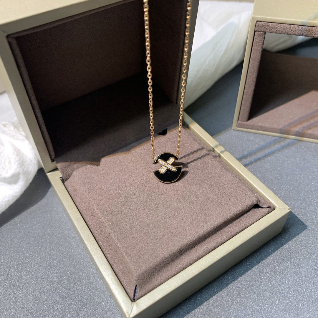 [MIRA]JEUX DE PINK GOLD DIAMOND NECKLACE