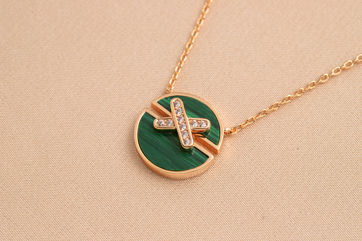 [MIRA]JEUX DE PINK GOLD DIAMOND NECKLACE