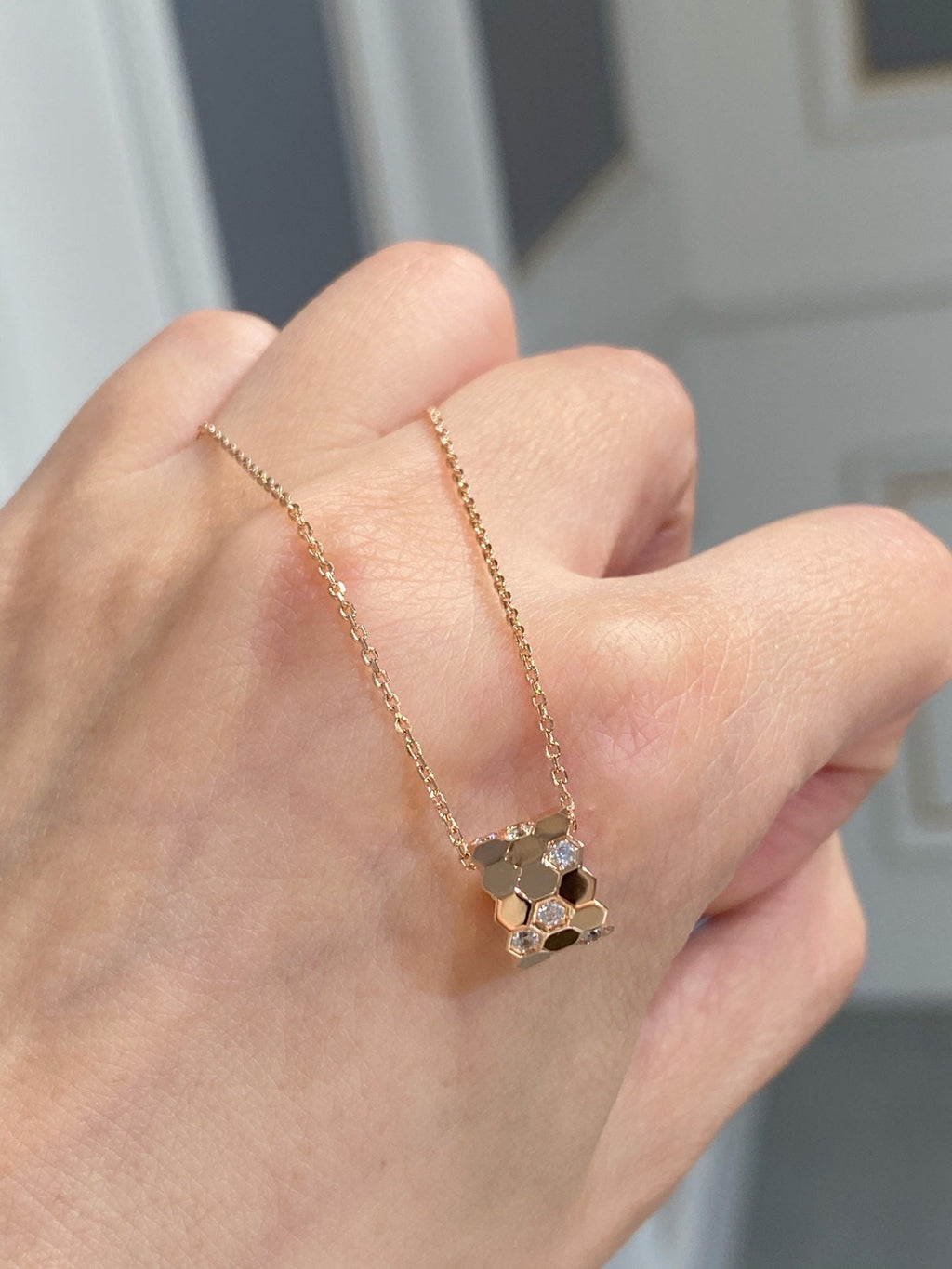 [MIRA]BEE LOVE DIAMOND NECKLACE