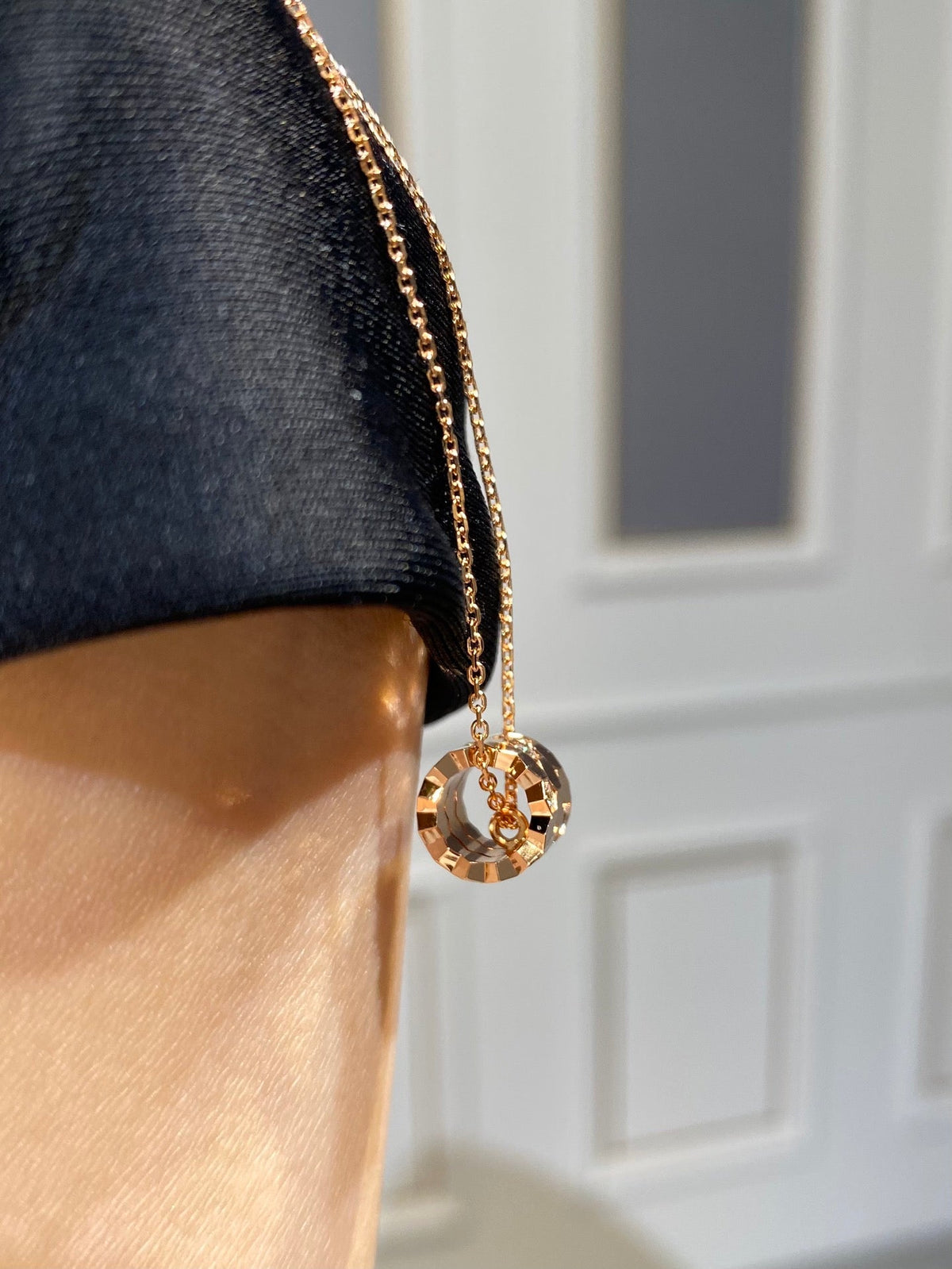 [MIRA]BEE LOVE DIAMOND NECKLACE
