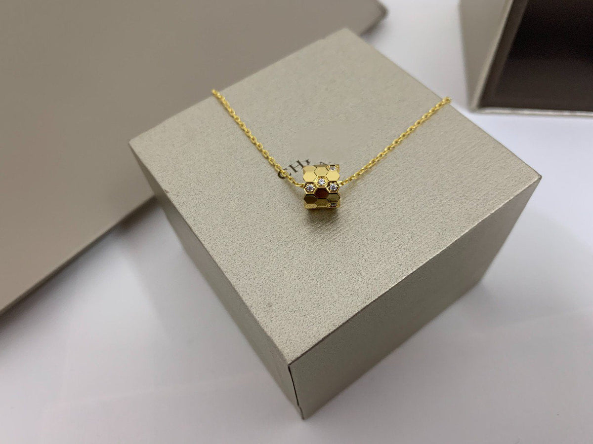 [MIRA]BEE LOVE DIAMOND NECKLACE