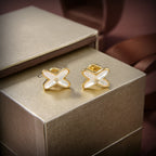 [MIRA]JEUX DE WHITE MOP GOLD DIAMOND EARRINGS