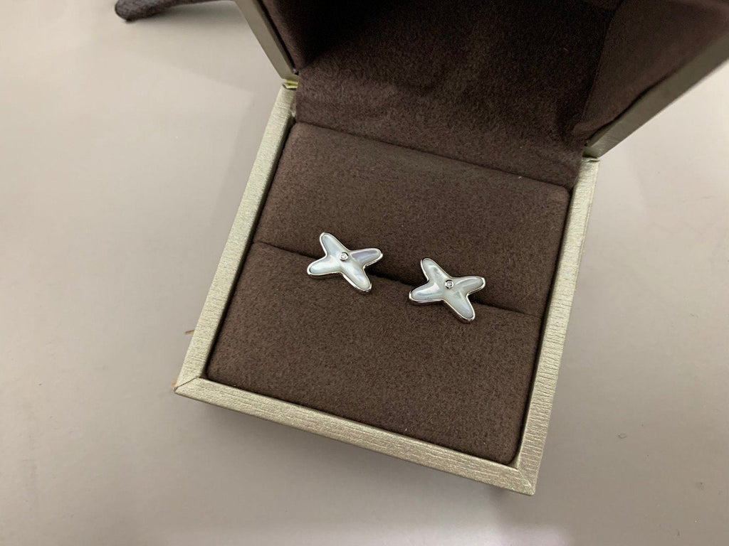 [MIRA]JEUX DE WHITE MOP SILVER DIAMOND EARRINGS