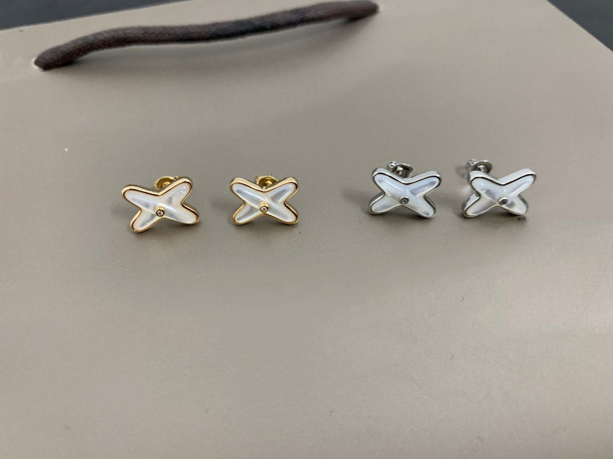 [MIRA]JEUX DE WHITE MOP SILVER DIAMOND EARRINGS
