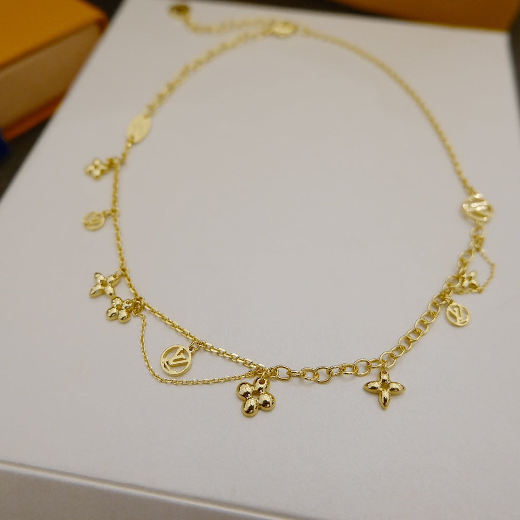 [MIRA]BLOOMING SUPPLE NECKLACE BRASS