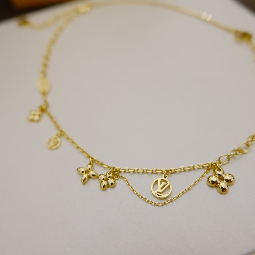 [MIRA]BLOOMING SUPPLE NECKLACE BRASS