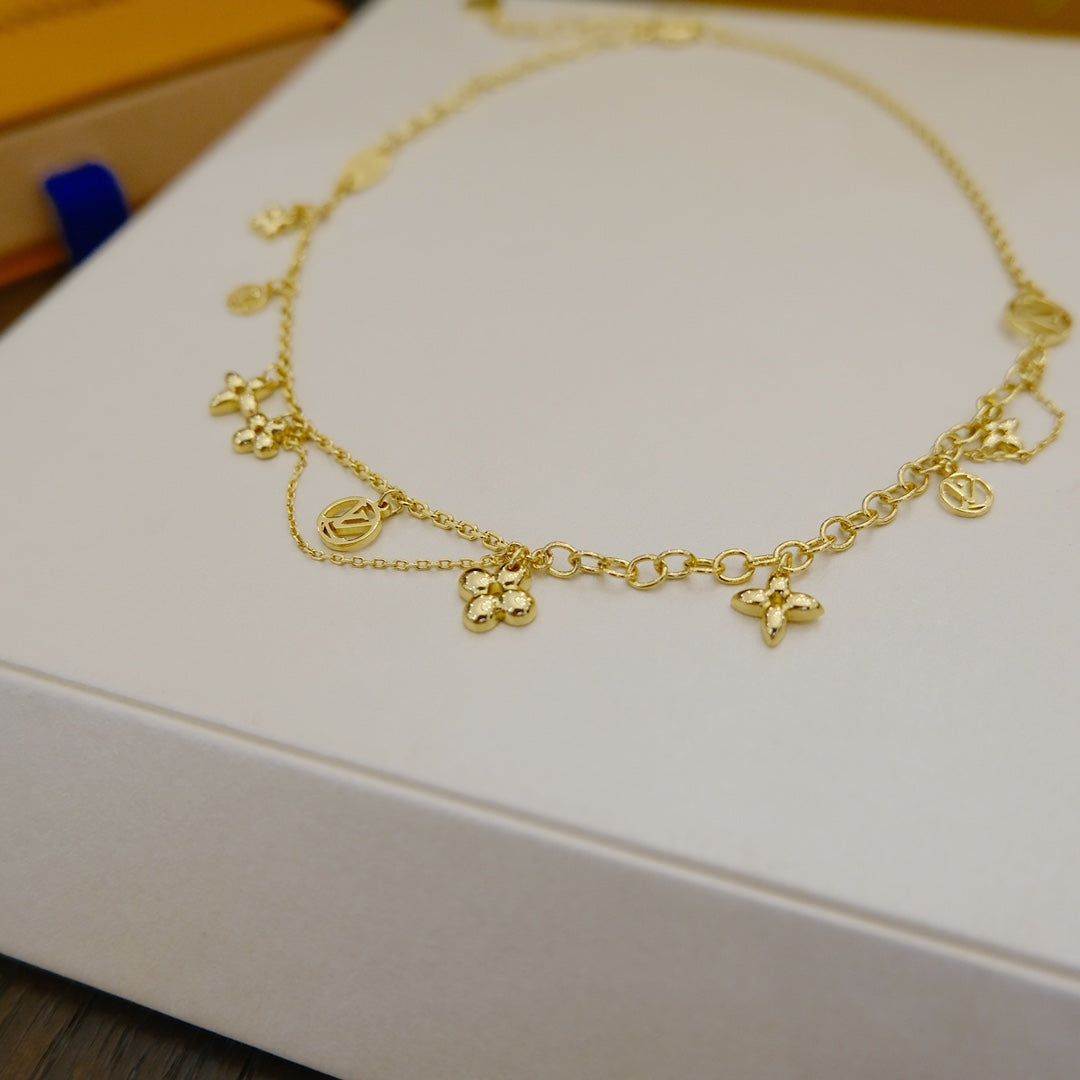 [MIRA]BLOOMING SUPPLE NECKLACE BRASS