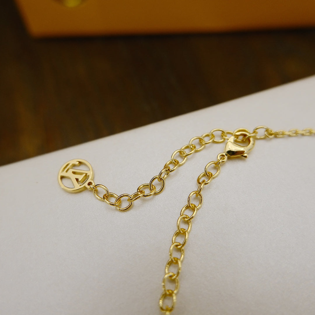 [MIRA]BLOOMING SUPPLE NECKLACE BRASS