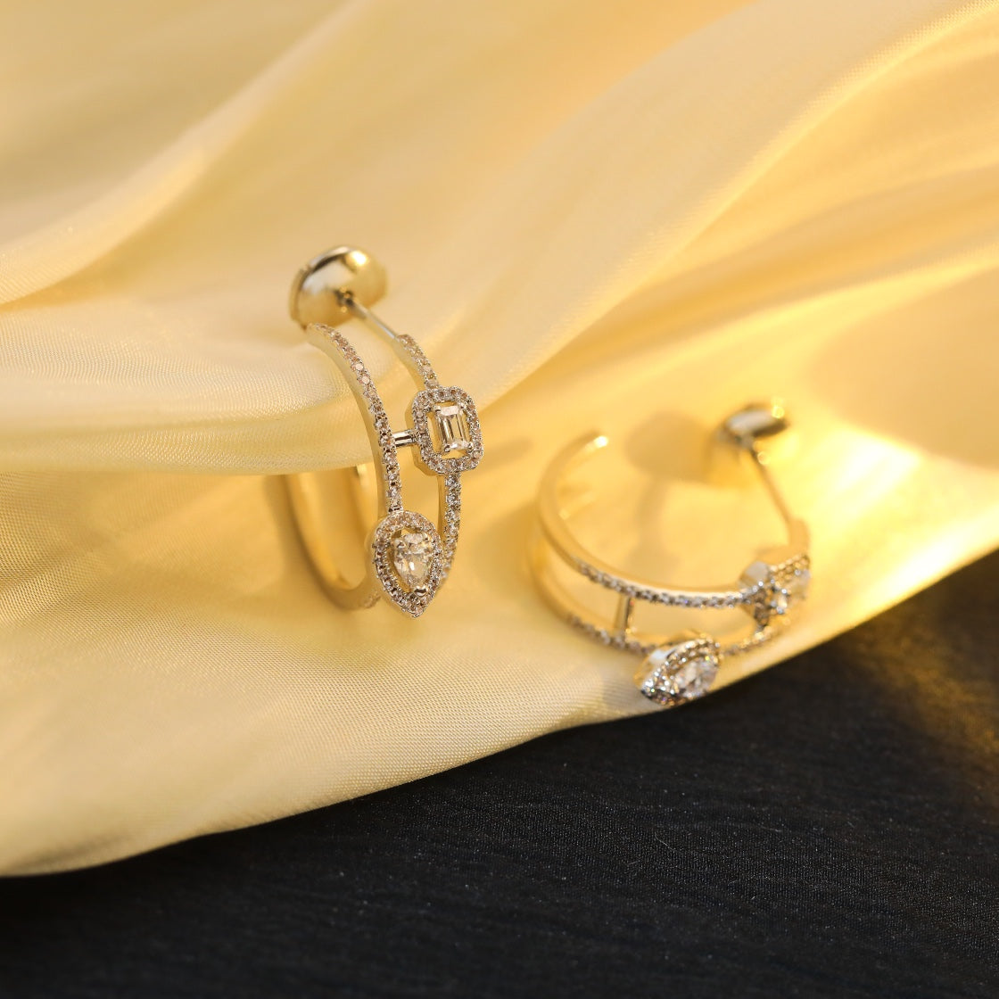 [MIRA]CREOLES MY TWIN 2 RANGS SILVER DIAMOND EARRINGS